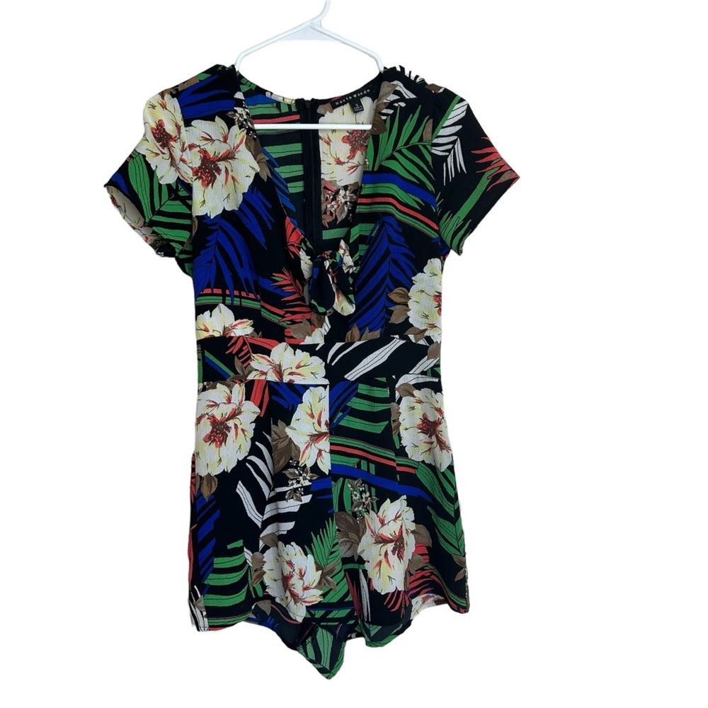 Haute Monde Tropical Floral Hawaiian  Romper Key Hole In Front Small